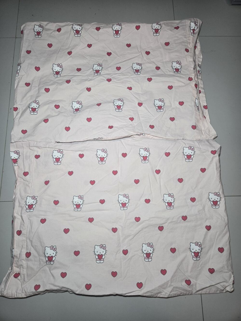 Pottery Barn Teen Pink Hello Kitty 2x- Pillowcases Standard Size
